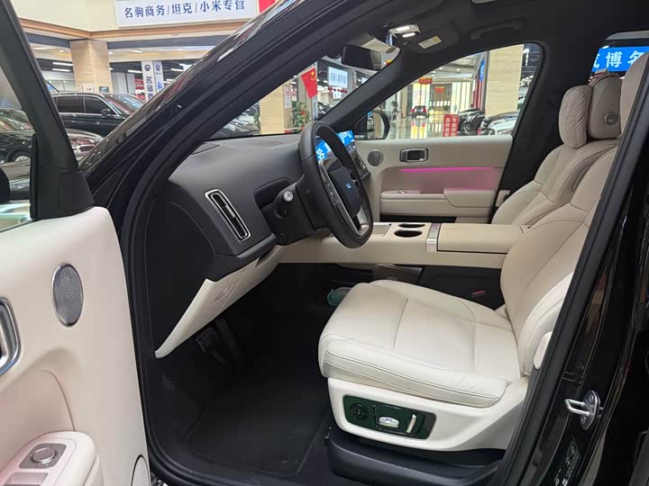 Фото 4 - LiXiang L9