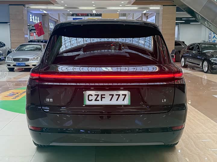 Фото 8 - LiXiang L9