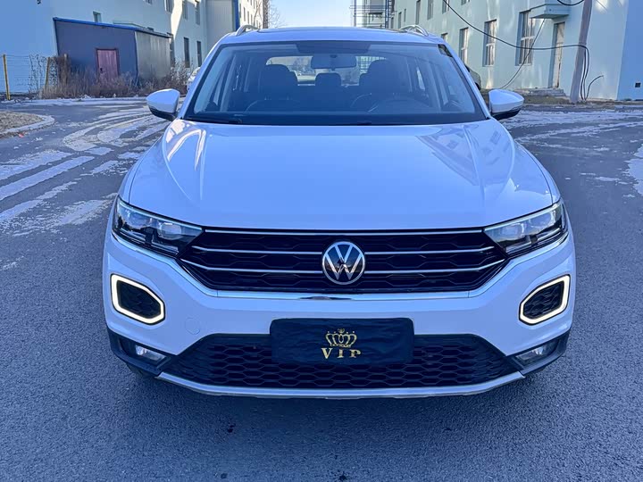Фото 2 - Volkswagen T-Roc