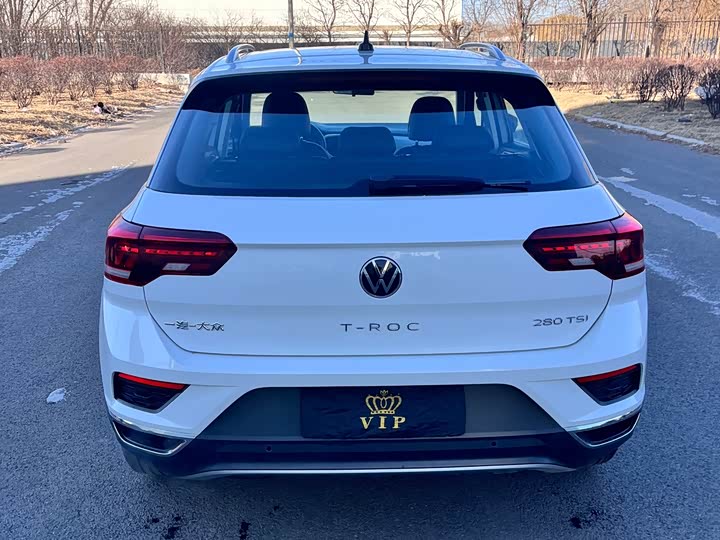 Фото 8 - Volkswagen T-Roc