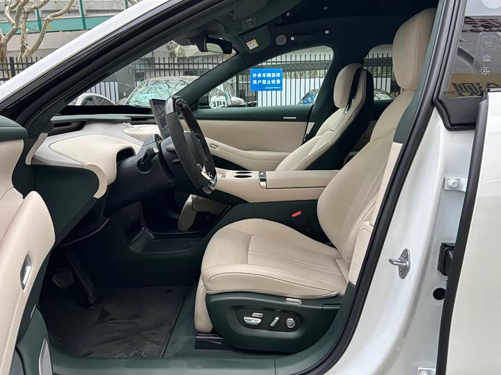 Фото 7 - Xiaomi YU7