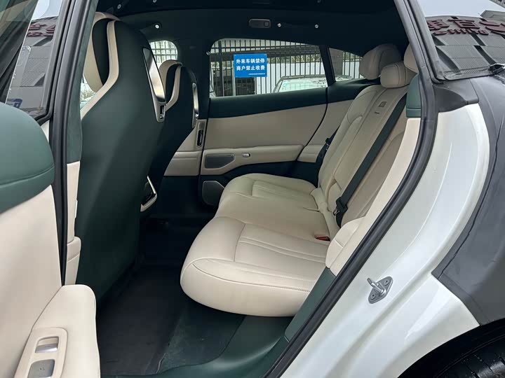 Фото 9 - Xiaomi YU7