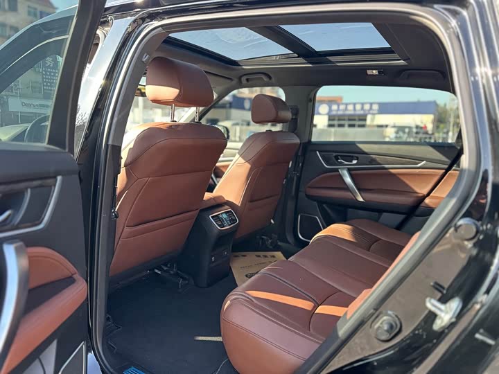 Фото 5 - Honda UR-V