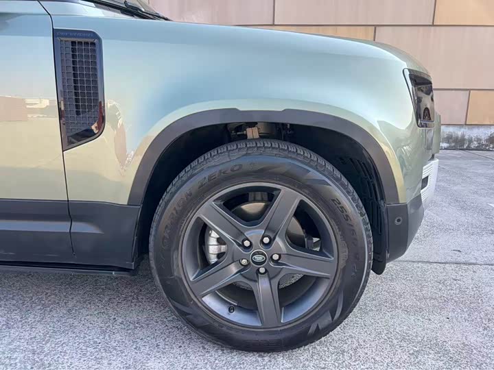 Фото 4 - Land Rover Defender