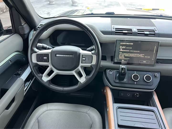 Фото 8 - Land Rover Defender