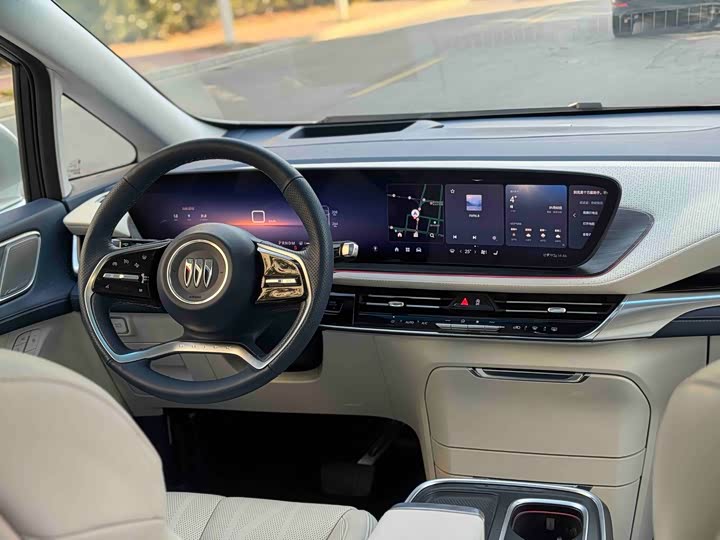 Фото 9 - Buick GL8 Century