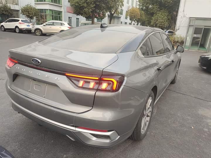 Фото 7 - Ford Mondeo