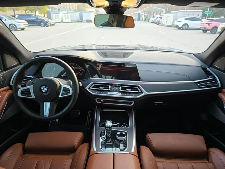 Фото 6 - BMW X7