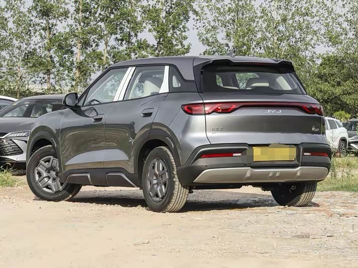 Фото 4 - BYD Yuan Up