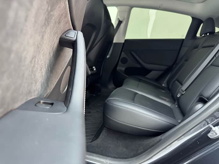 Фото 6 - Tesla Model Y