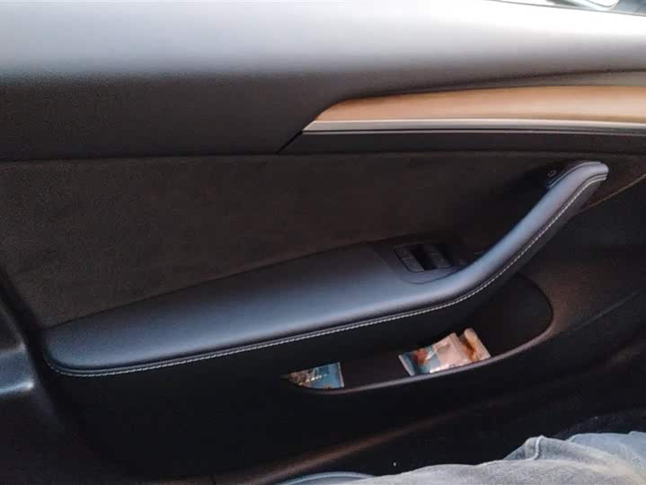 Фото 7 - Tesla Model 3