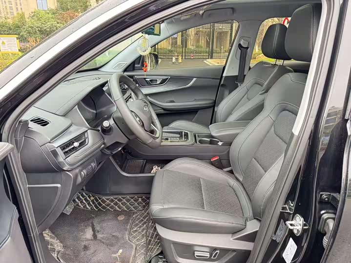 Фото 8 - Chery Tiggo 8