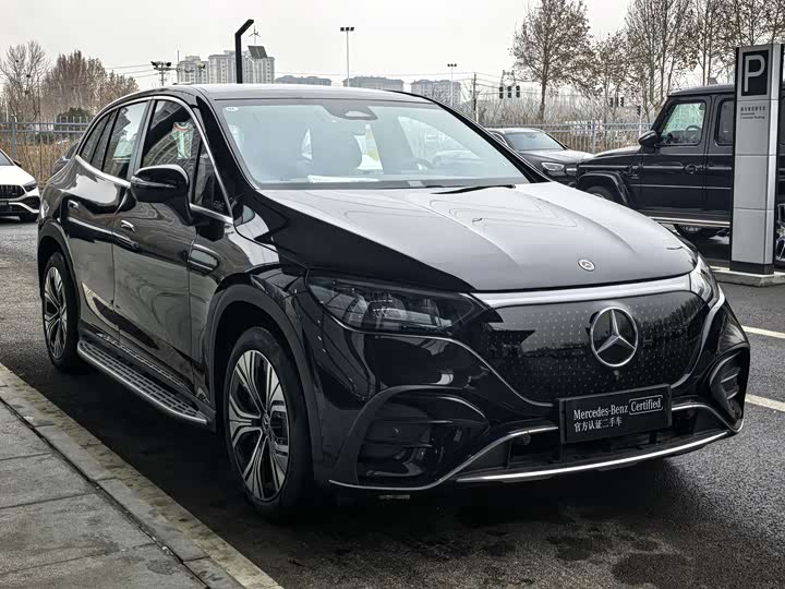 Фото 3 - Mercedes-Benz EQE SUV