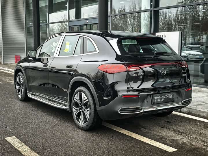 Фото 6 - Mercedes-Benz EQE SUV