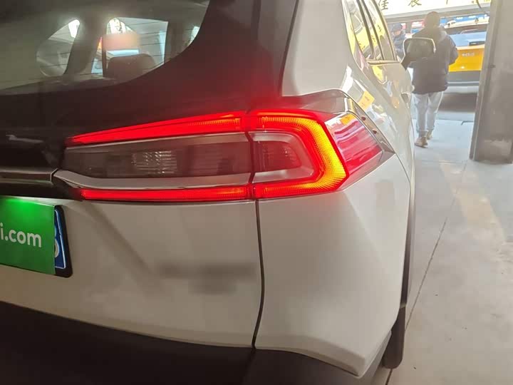 Фото 8 - Toyota Wildlander