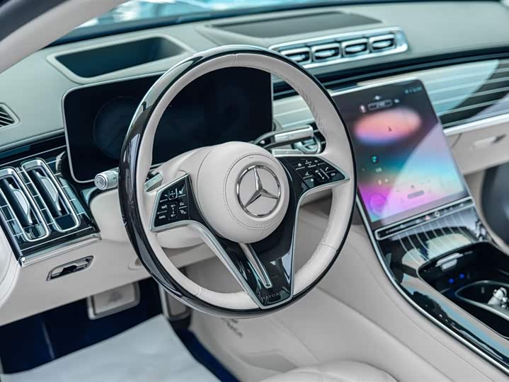 Фото 9 - Mercedes-Benz Maybach S-Class