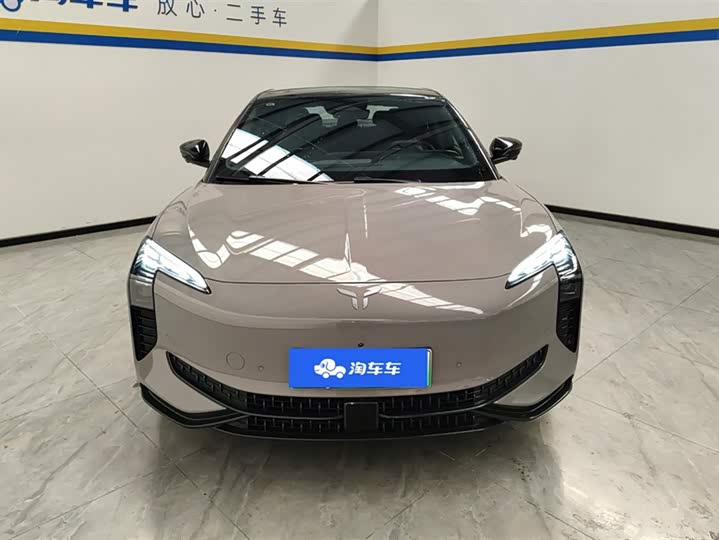 Фото 2 - Hongqi EH7