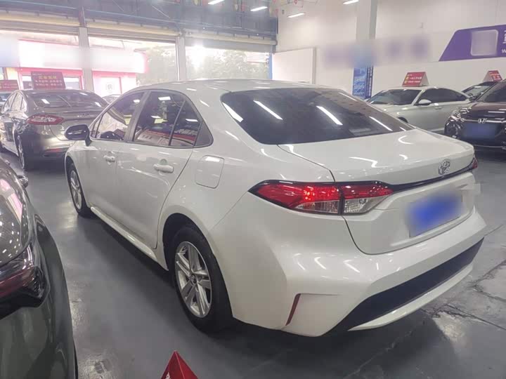 Фото 5 - Toyota Levin