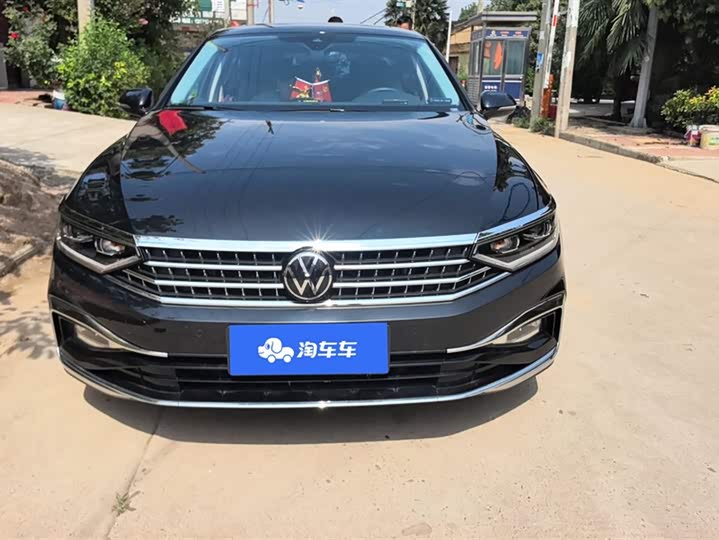 Фото 2 - Volkswagen Magotan