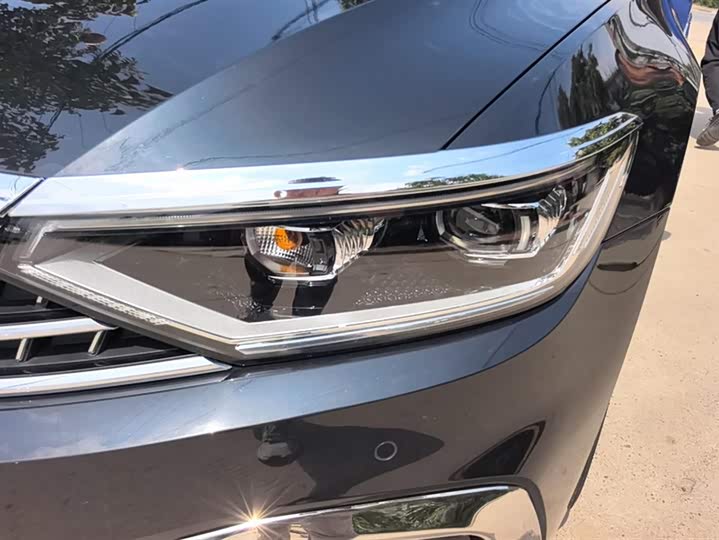 Фото 5 - Volkswagen Magotan