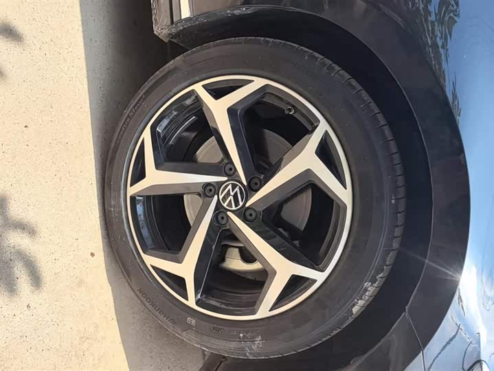 Фото 6 - Volkswagen Magotan