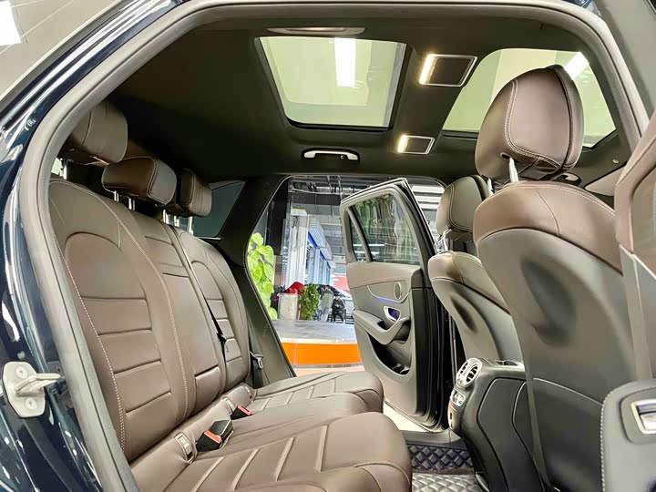 Фото 8 - Mercedes-Benz GLC-Class