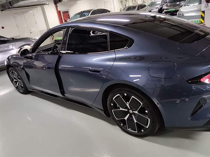 Фото 5 - Xiaomi SU7