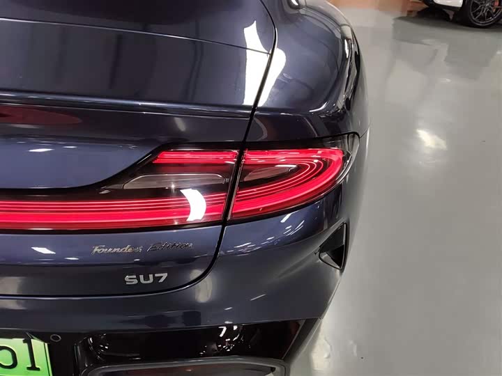 Фото 8 - Xiaomi SU7