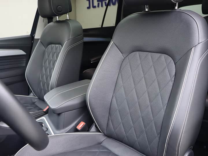 Фото 7 - Volkswagen Talagon