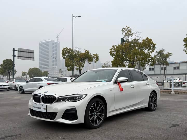 Фото 1 - BMW 3 Series