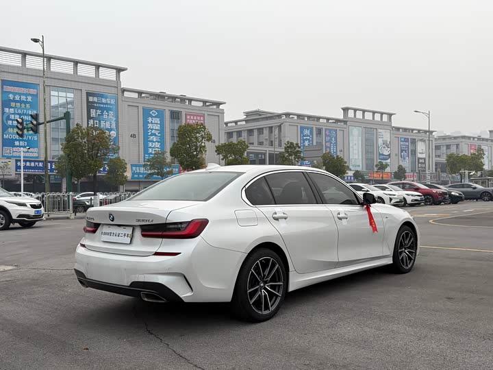 Фото 8 - BMW 3 Series