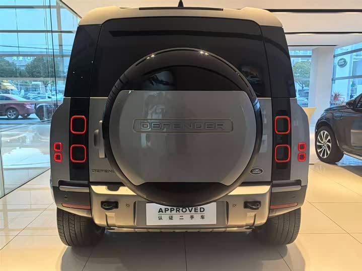 Фото 5 - Land Rover Defender