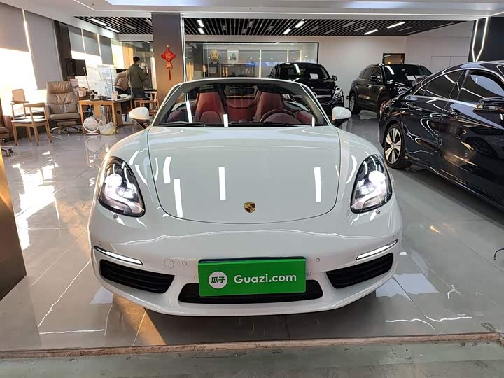 Фото 3 - Porsche 718