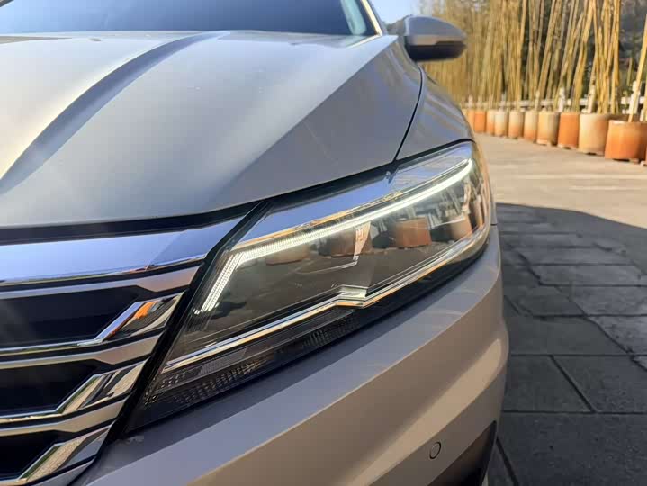 Фото 8 - Volkswagen Lavida