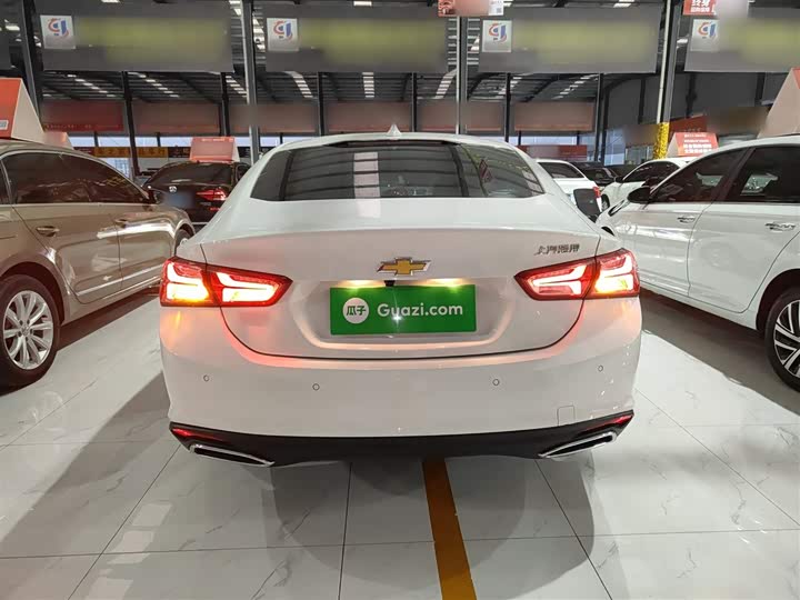 Фото 6 - Chevrolet Malibu XL