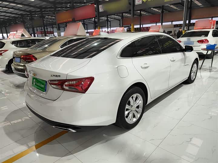 Фото 7 - Chevrolet Malibu XL