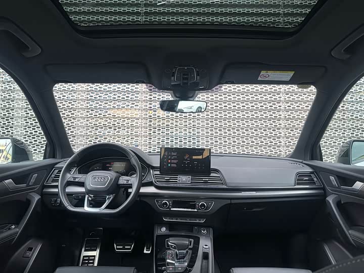 Фото 7 - Audi Q5L