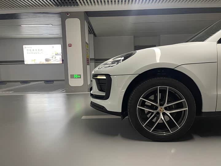 Фото 5 - Porsche Macan