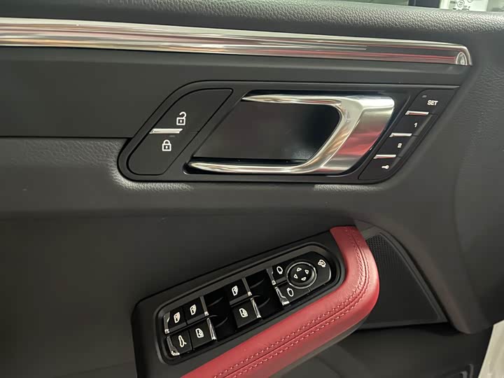 Фото 7 - Porsche Macan