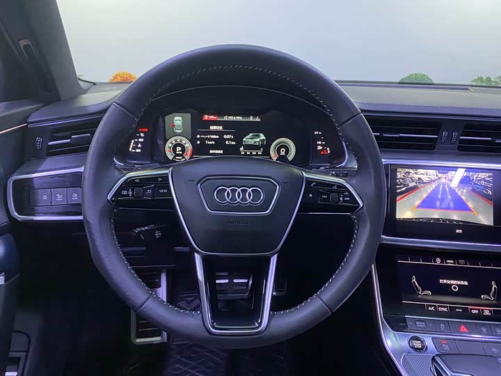 Фото 8 - Audi A6L