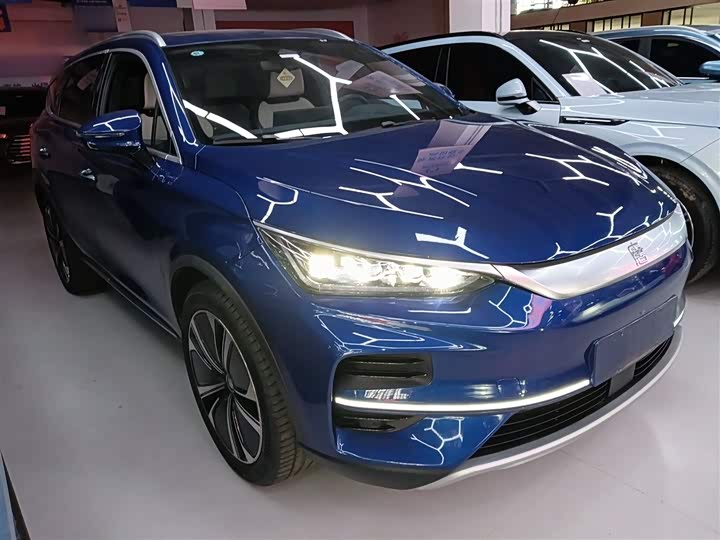 Фото 4 - BYD Tang Hybrid/EV