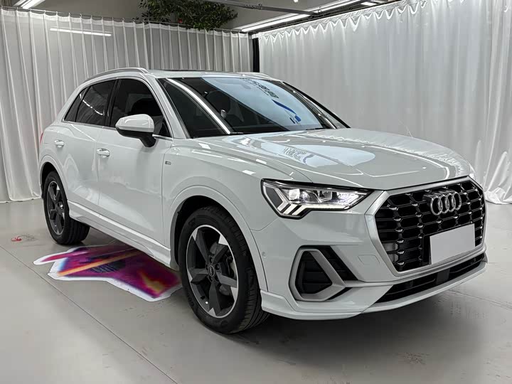 Фото 3 - Audi Q3