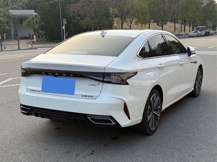 Фото 4 - Chery Arrizo 8