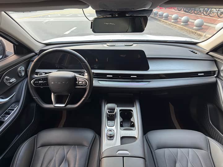 Фото 8 - Chery Arrizo 8