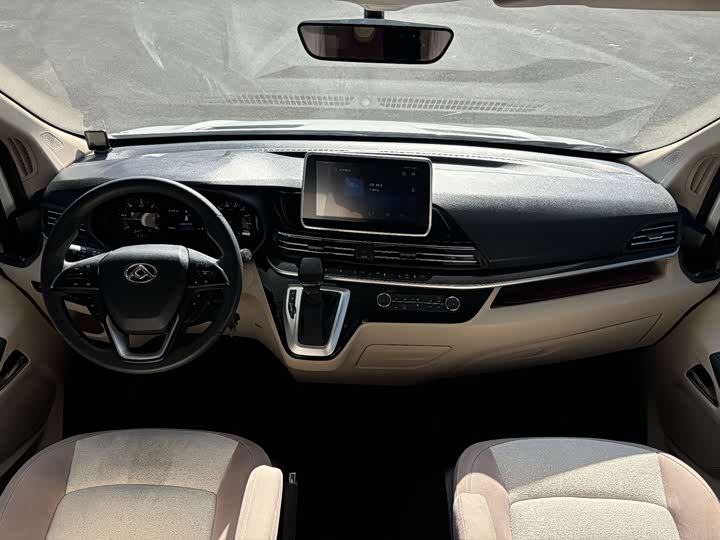 Фото 8 - Maxus V90 RV