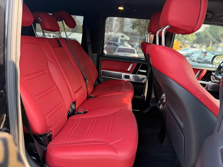 Фото 6 - Mercedes-Benz G-Class