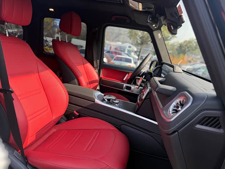 Фото 7 - Mercedes-Benz G-Class