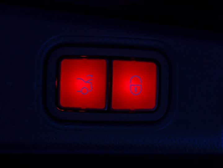 Фото 7 - Mercedes-Benz E-Class