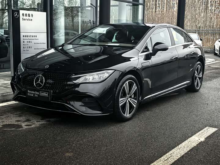 Фото 1 - Mercedes-Benz EQE