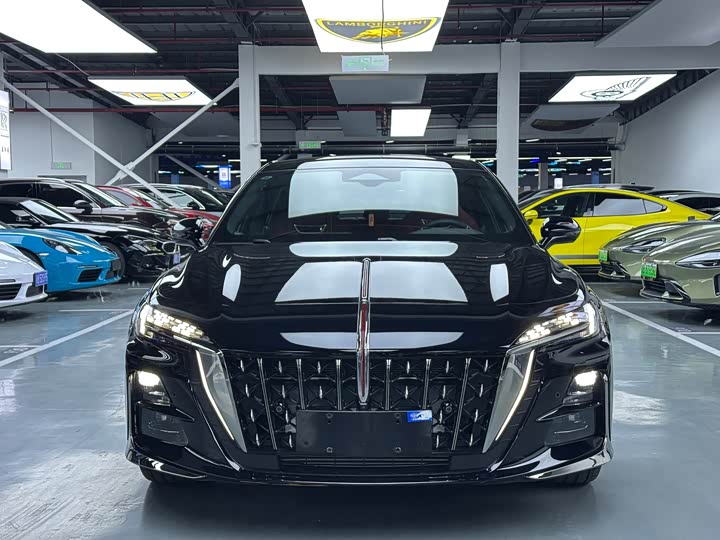 Фото 2 - Hongqi H6